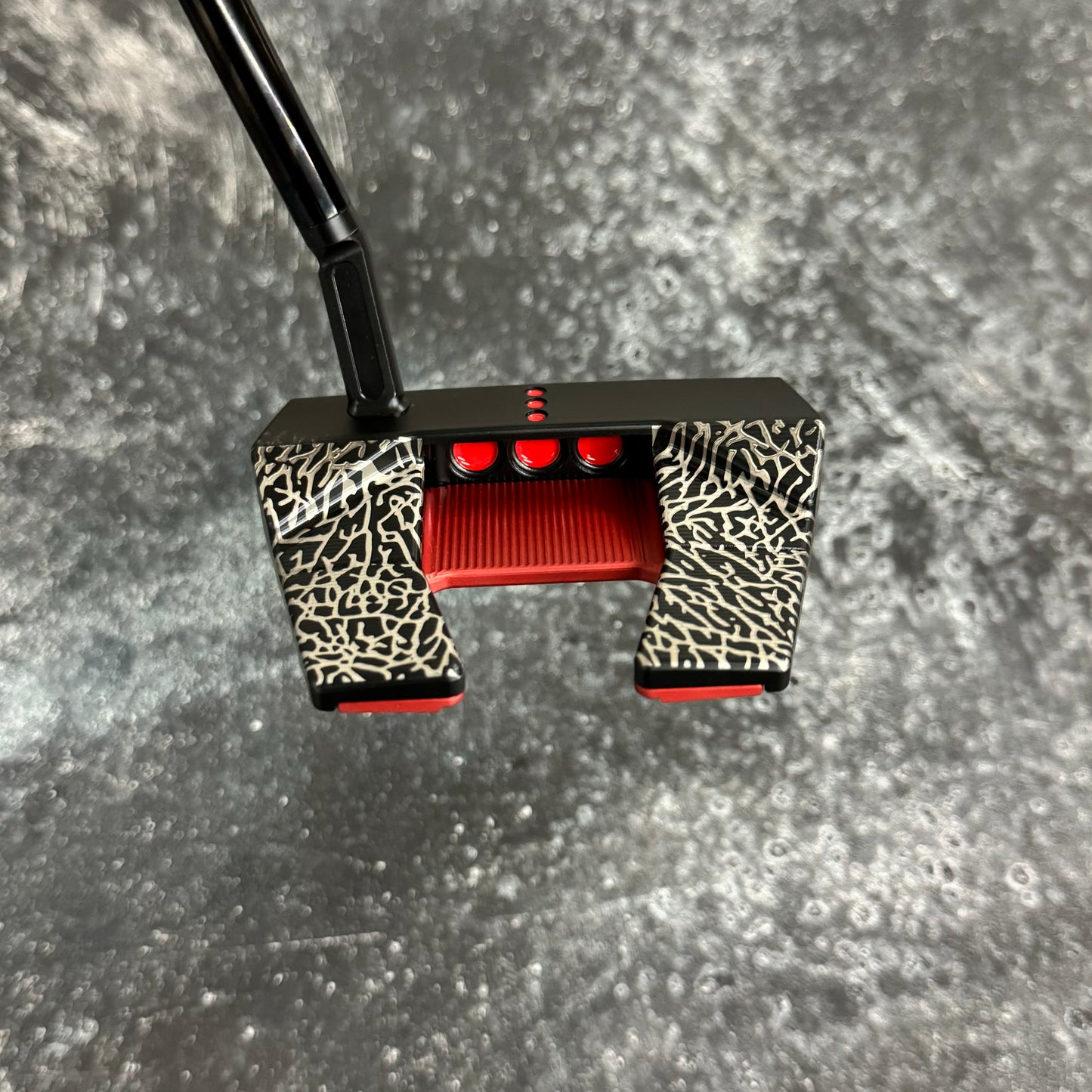 Scotty Cameron Phantom 5.5 Black PVD Elephant Print