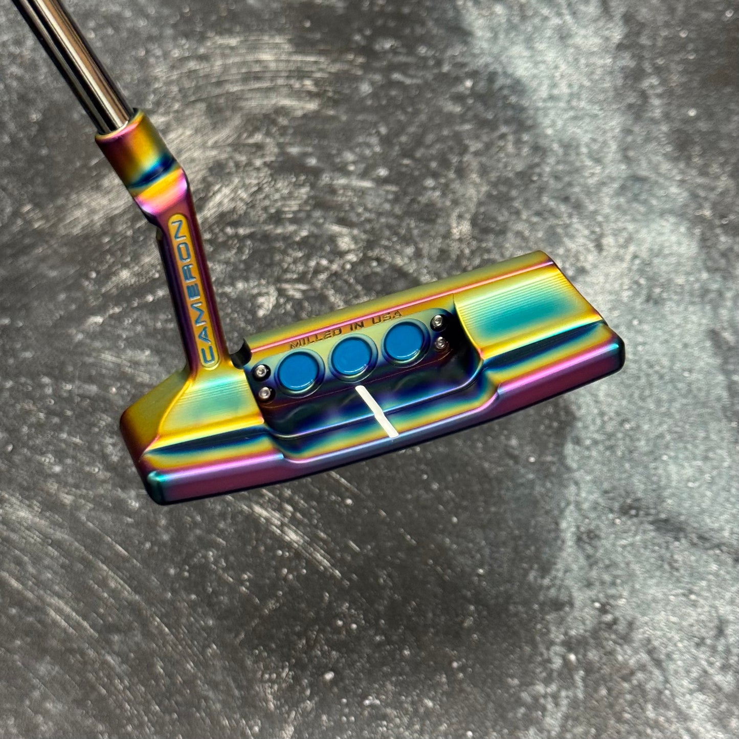 Scotty Cameron Studio Style Newport 2+ (Crazy Rainbow PVD)