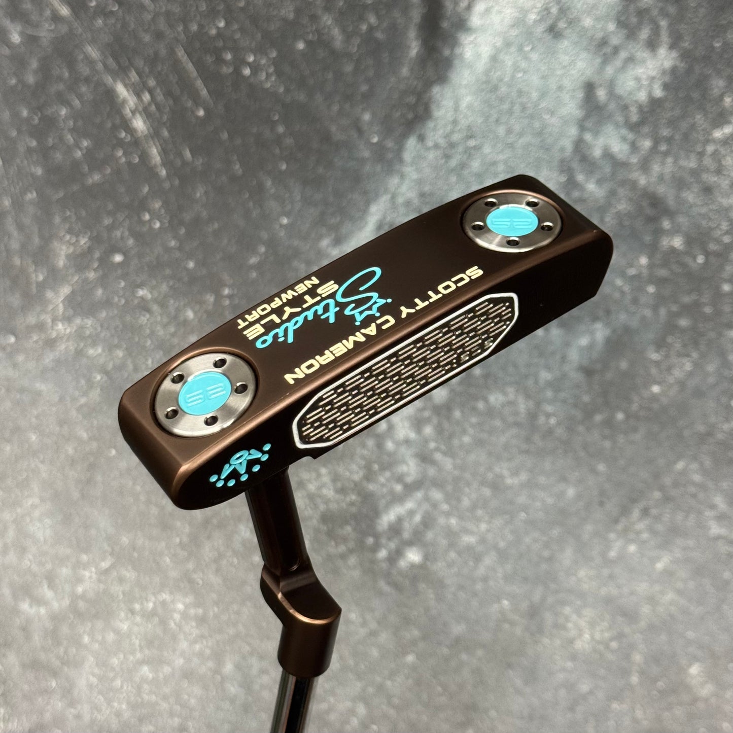 Scotty Cameron Studio Style Newport (Antique Bronze PVD)