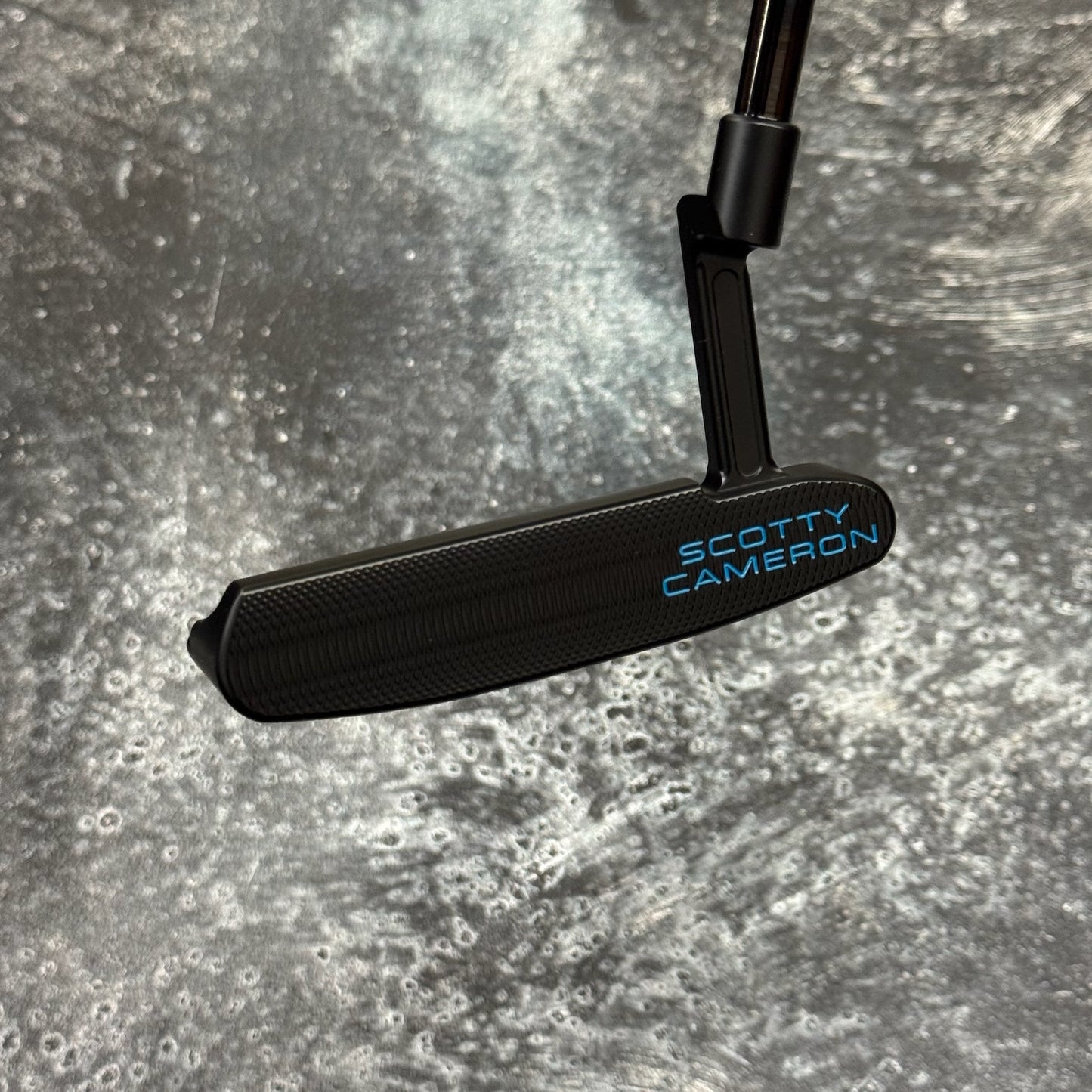Scotty Cameron Super Select Newport+ (Black PVD)
