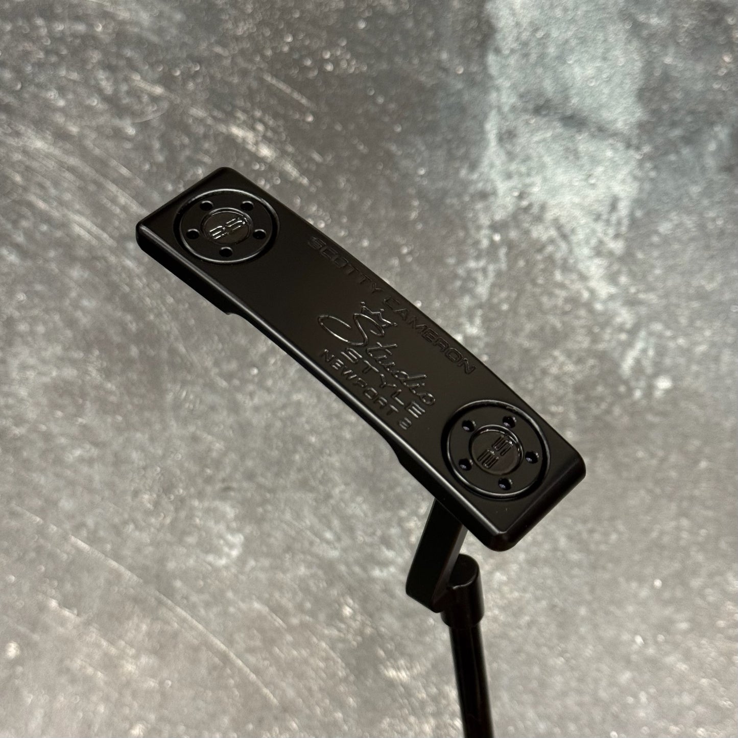 Scotty Cameron Studio Style Newport 2 Long Plumbers Neck (Black PVD)