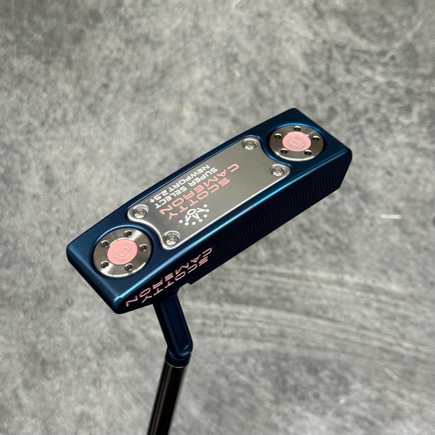 Scotty Cameron Super Select Newport 2.5+ (Blue PVD)