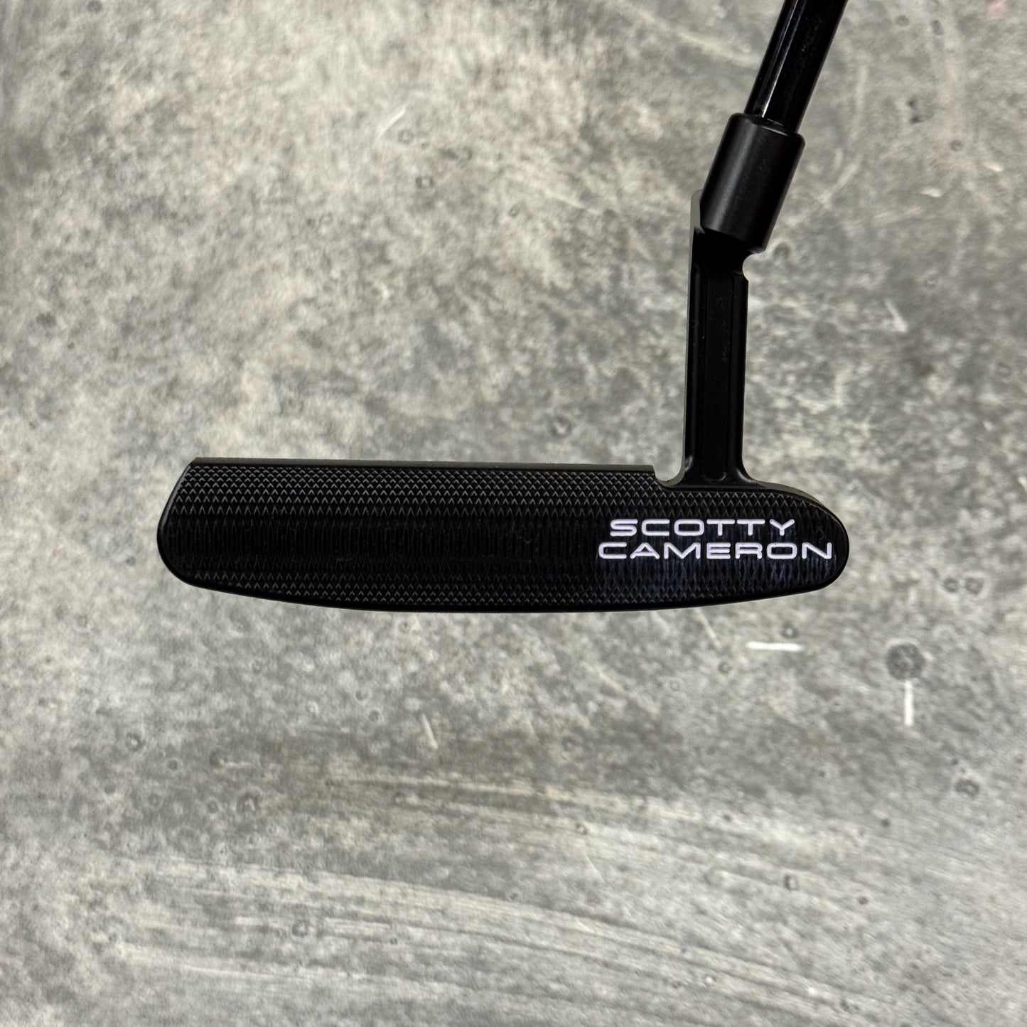 Scotty Cameron Super Select Newport (Black PVD) Purple Drip Print