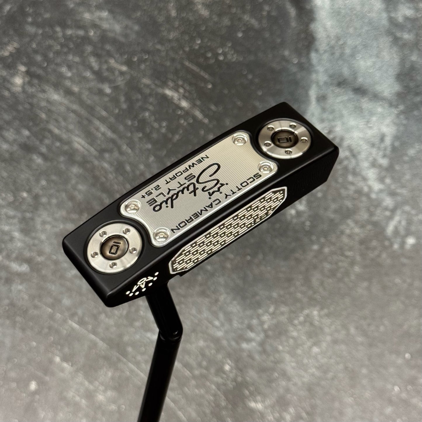 Scotty Cameron Studio Style Newport 2.5+ (Black PVD)