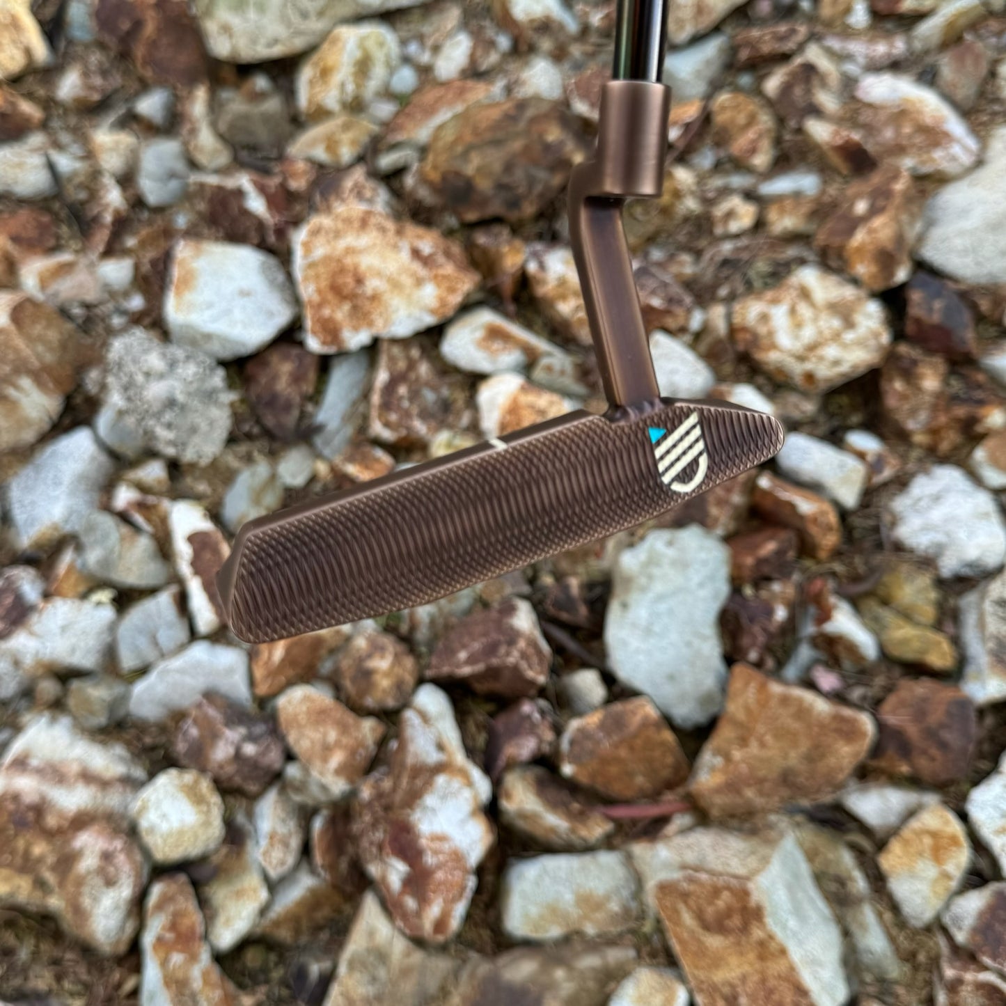 Monaco Plumbers Neck Retro