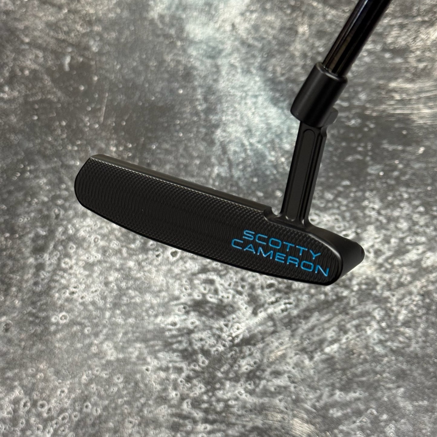 Scotty Cameron Super Select Newport+ (Black PVD)