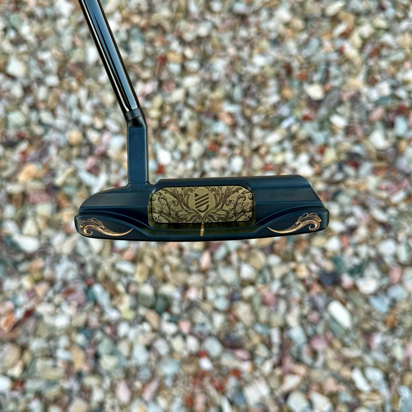 Silverstone Short Slant Neck Gold Filigree