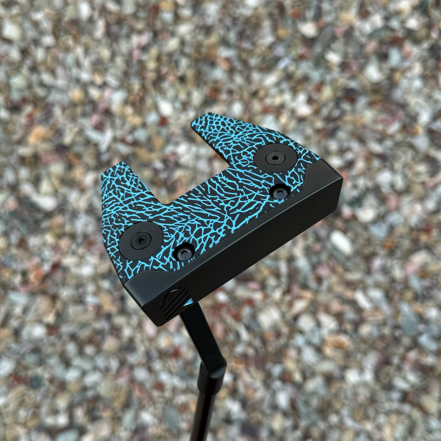 Suzuka X Mid Slant Neck