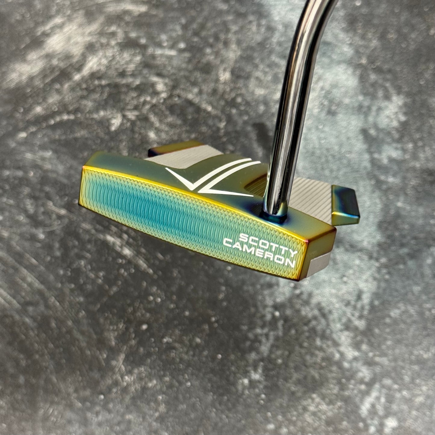 Scotty Cameron Phantom 11 (Crazy Rainbow PVD)