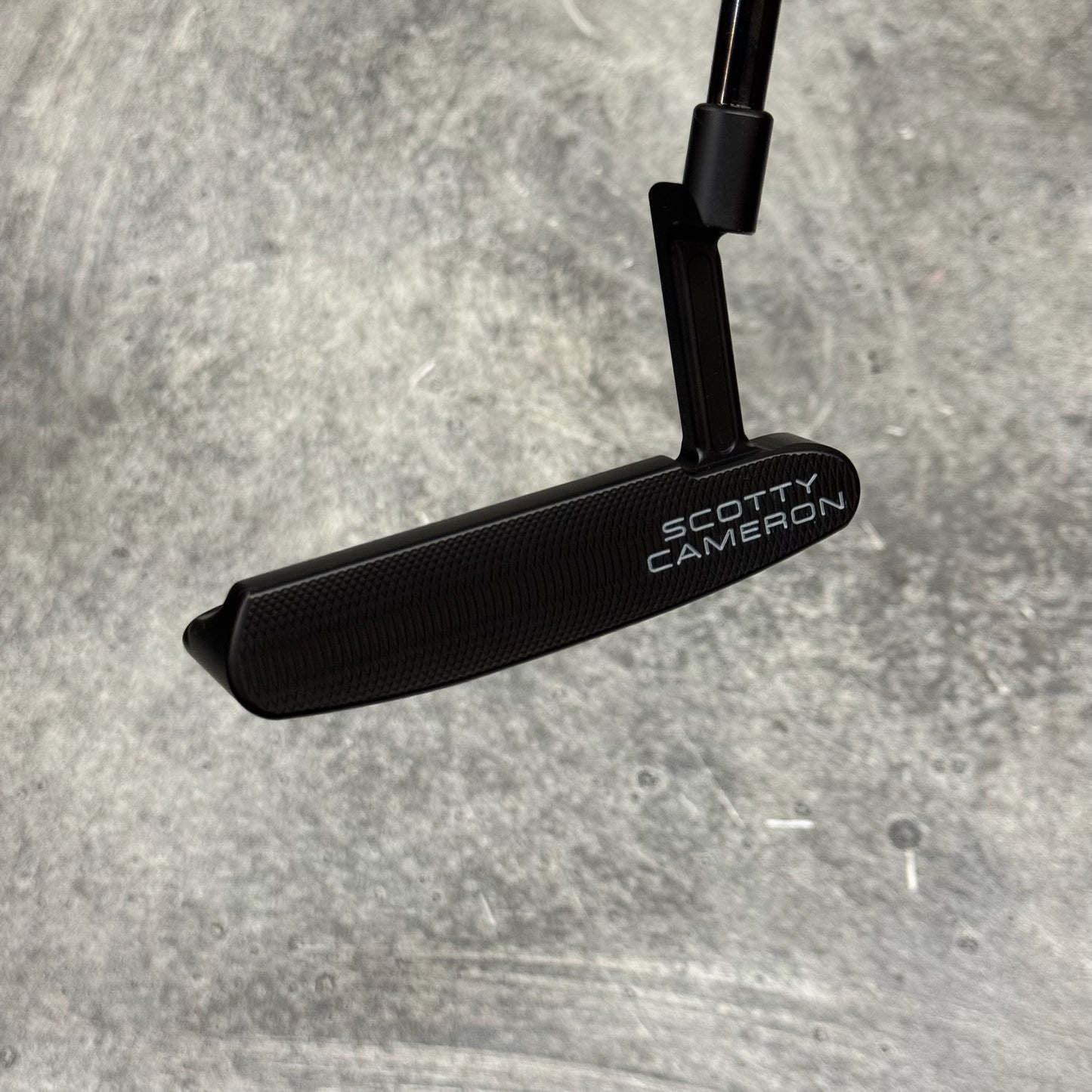 Scotty Cameron Super Select Newport+ (Black PVD)