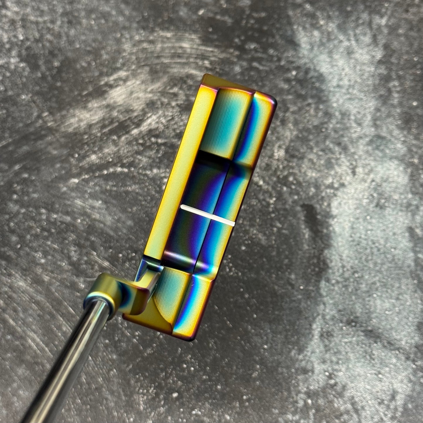 Scotty Cameron Studio Style Newport 2+ (Crazy Rainbow PVD)