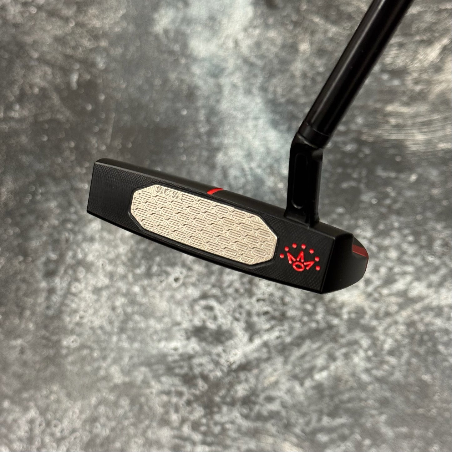 Scotty Cameron Studio Style Fastback 1.5 (Black PVD & Red Anodized)