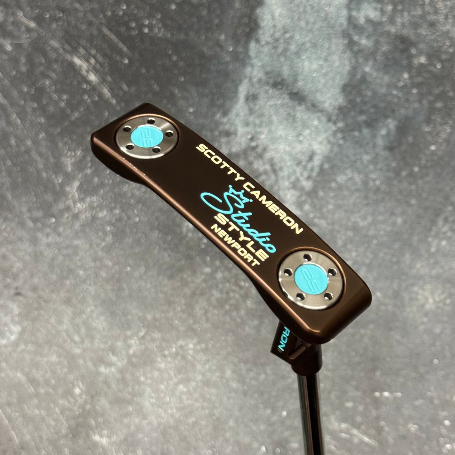 Scotty Cameron Studio Style Newport (Antique Bronze PVD)