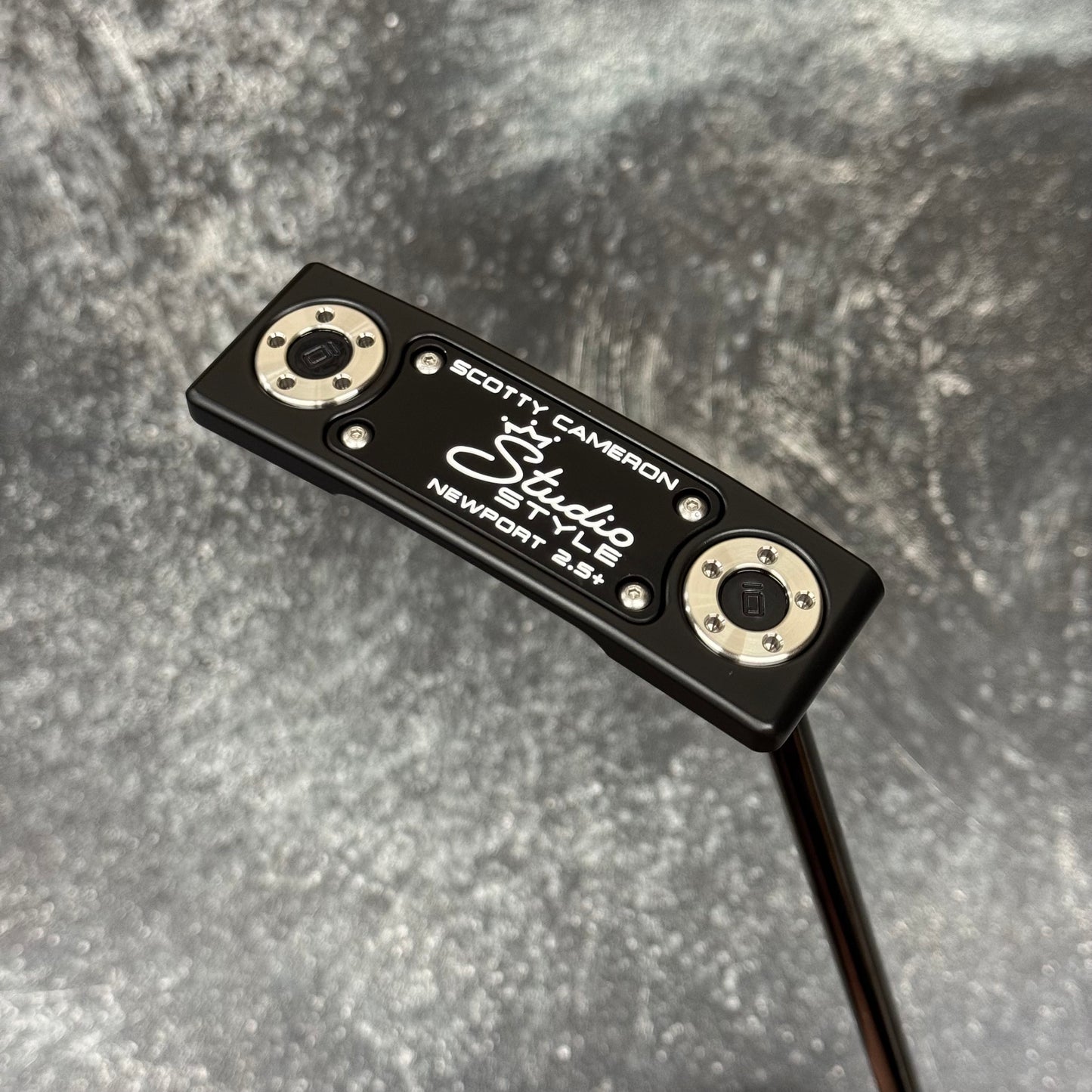 Scotty Cameron Studio Style Newport 2.5+ (Black PVD)