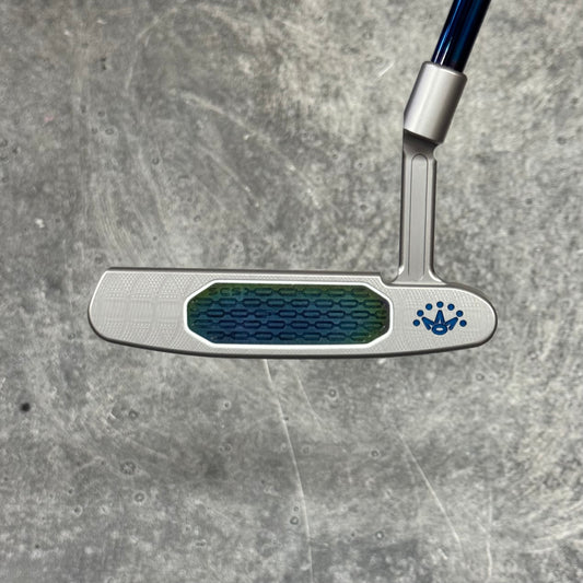 Scotty Cameron Studio Style Newport (Tour Satin with Crazy Rainbow Face Insert)