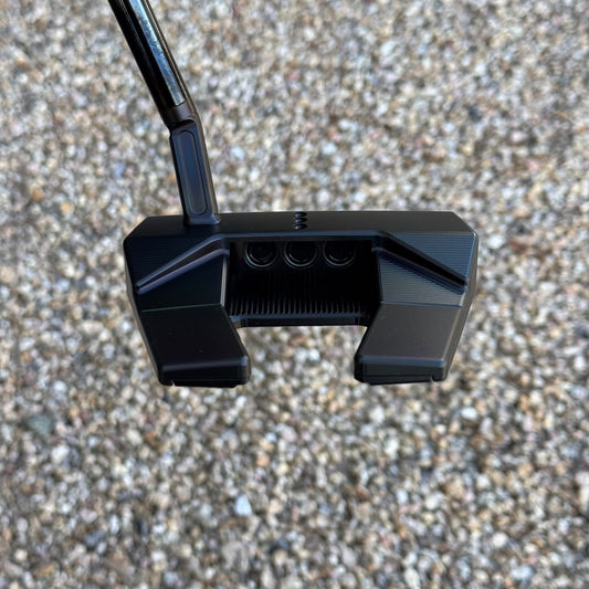 Scotty Cameron Phantom 5.5 (Black Rainbow) Black Paint fill