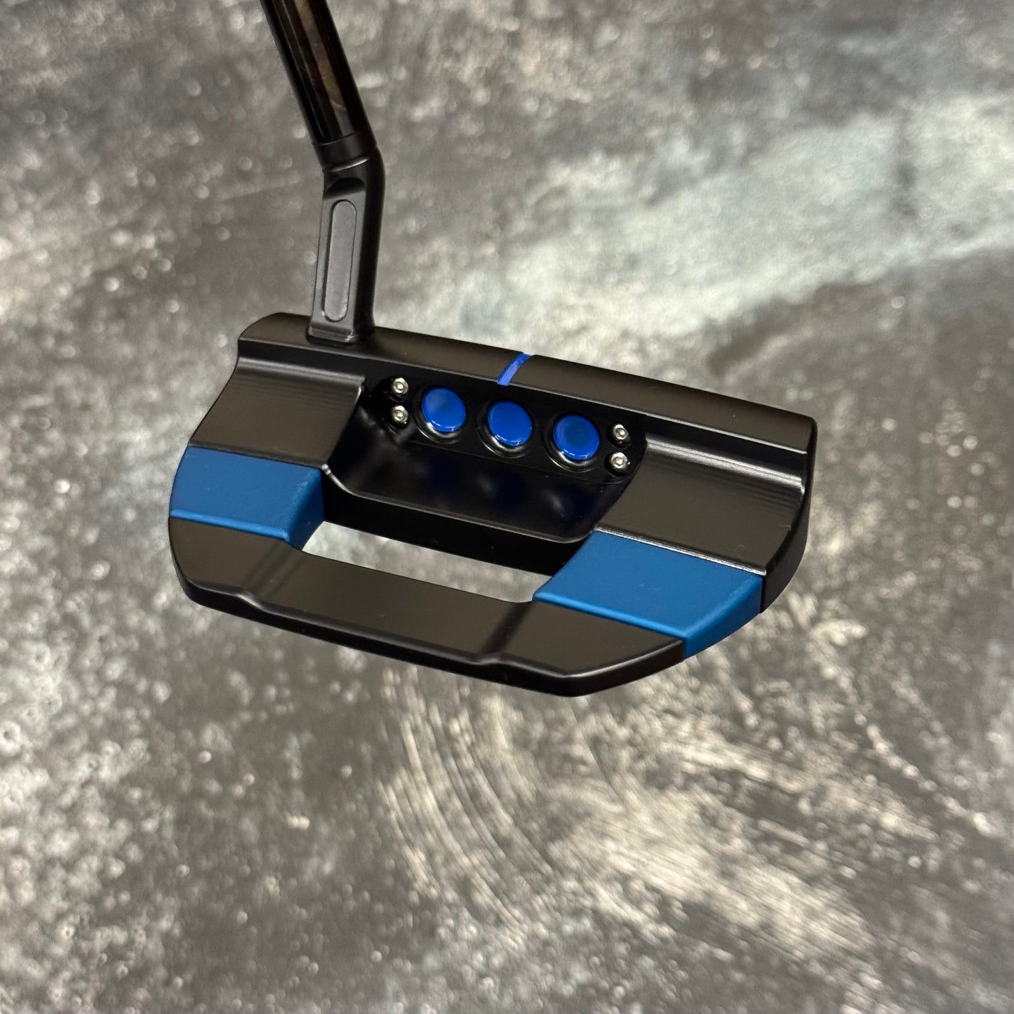Scotty Cameron Studio Style Fastback 1.5 (Black PVD)