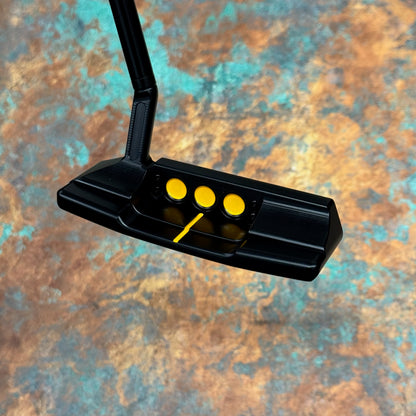 Scotty Cameron Studio Style Newport 2.5+ (Black PVD)