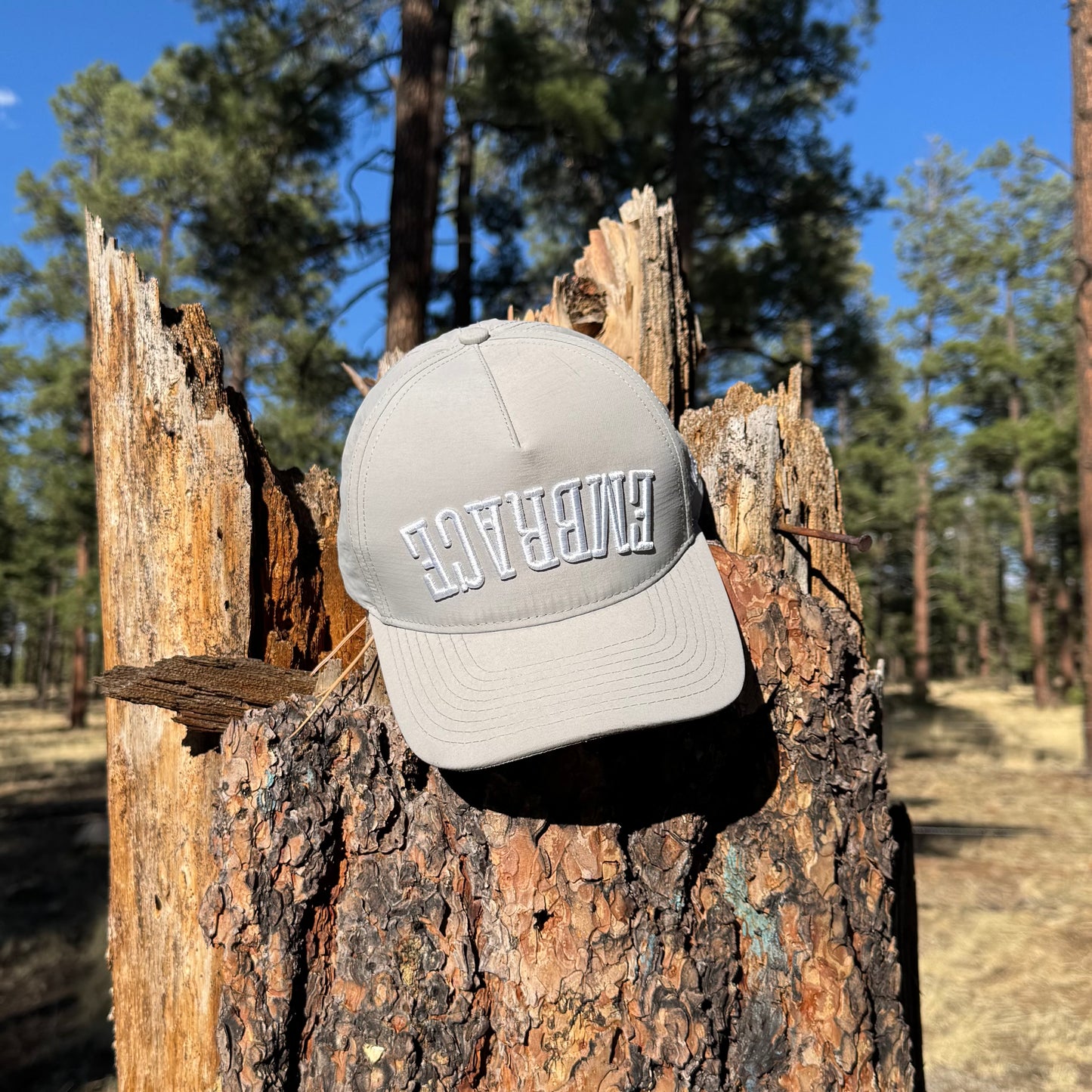 Upside down Embrace X d.Hudson Hats