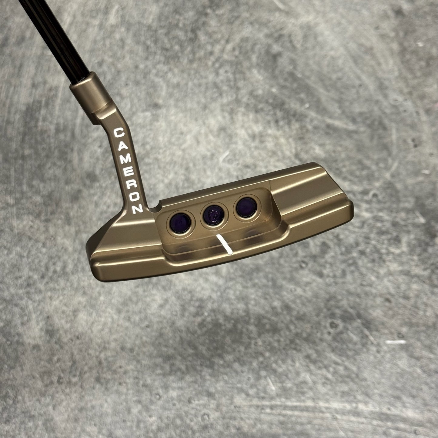 Scotty Cameron Select Newport 2 (Chromatic Bronze Tour Dot)