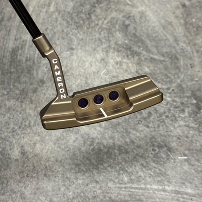 Scotty Cameron Select Newport 2 (Chromatic Bronze Tour Dot)