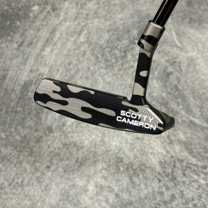 Scotty Cameron Select Newport 2 (Black Camo Bulletback)