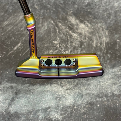 Scotty Cameron Studio Style Newport 2+ (Crazy Rainbow PVD)