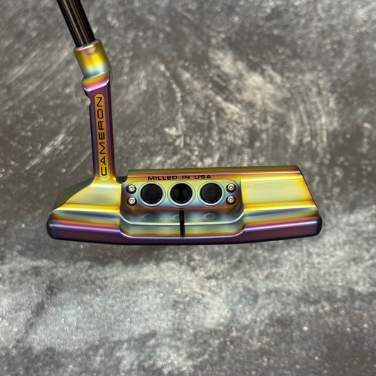Scotty Cameron Studio Style Newport 2+ (Crazy Rainbow PVD)