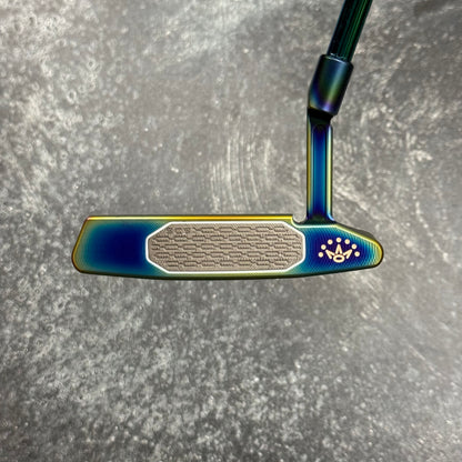 Scotty Cameron Studio Style Newport 2+ (Crazy Rainbow PVD)