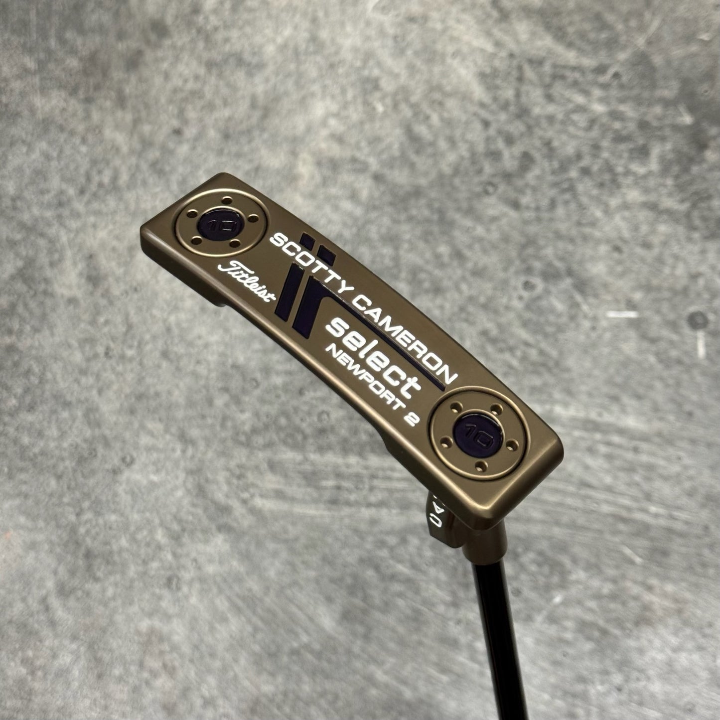Scotty Cameron Select Newport 2 (Chromatic Bronze Tour Dot)