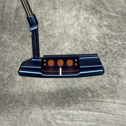 Scotty Cameron Studio Style Newport 2+ (Blue PVD & Copper Face Insert)
