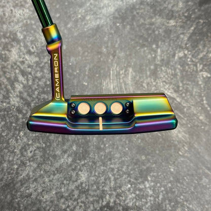 Scotty Cameron Studio Style Newport 2+ (Crazy Rainbow PVD)