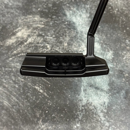 Scotty Cameron Studio Style Newport 2.5+ Left Handed (Black PVD)