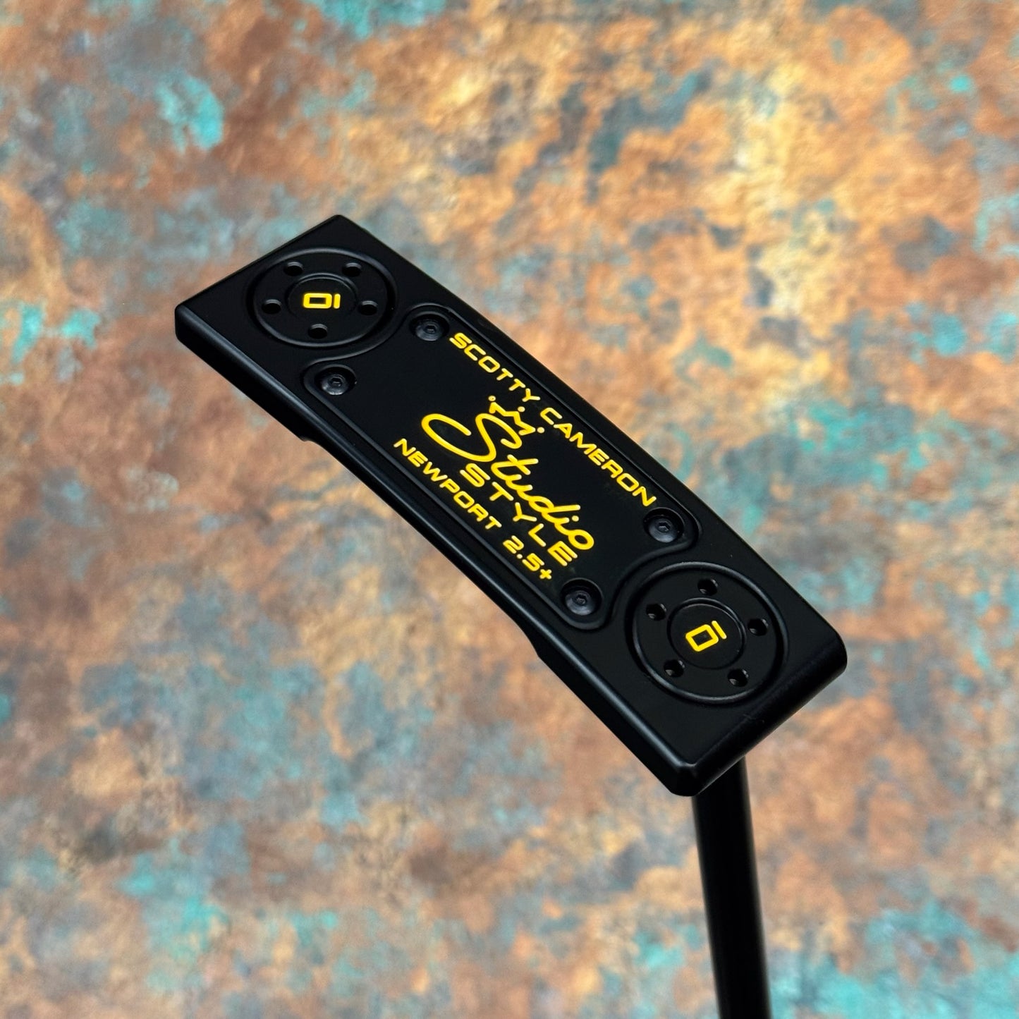Scotty Cameron Studio Style Newport 2.5+ (Black PVD)