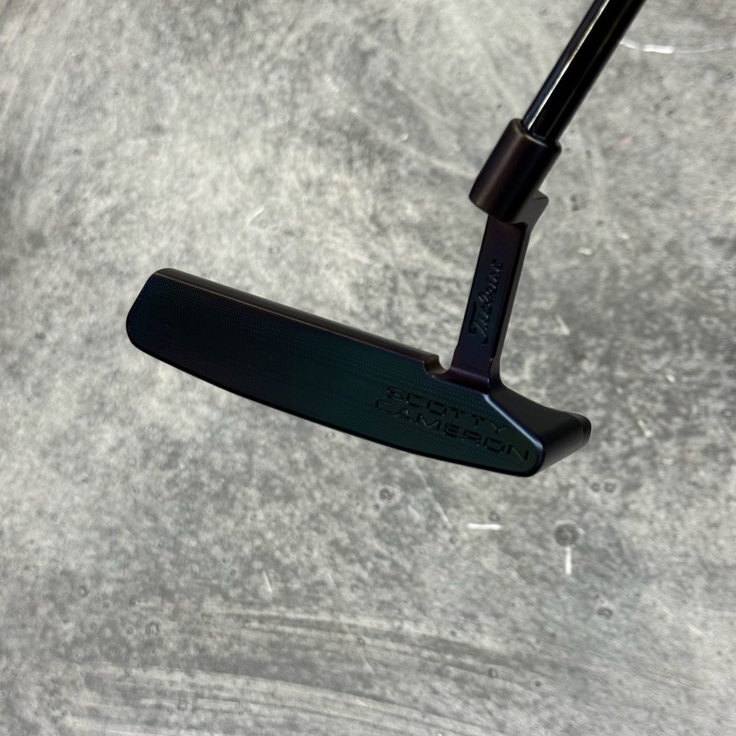 Scotty Cameron Studio Style Newport 2+ (Black Rainbow PVD)