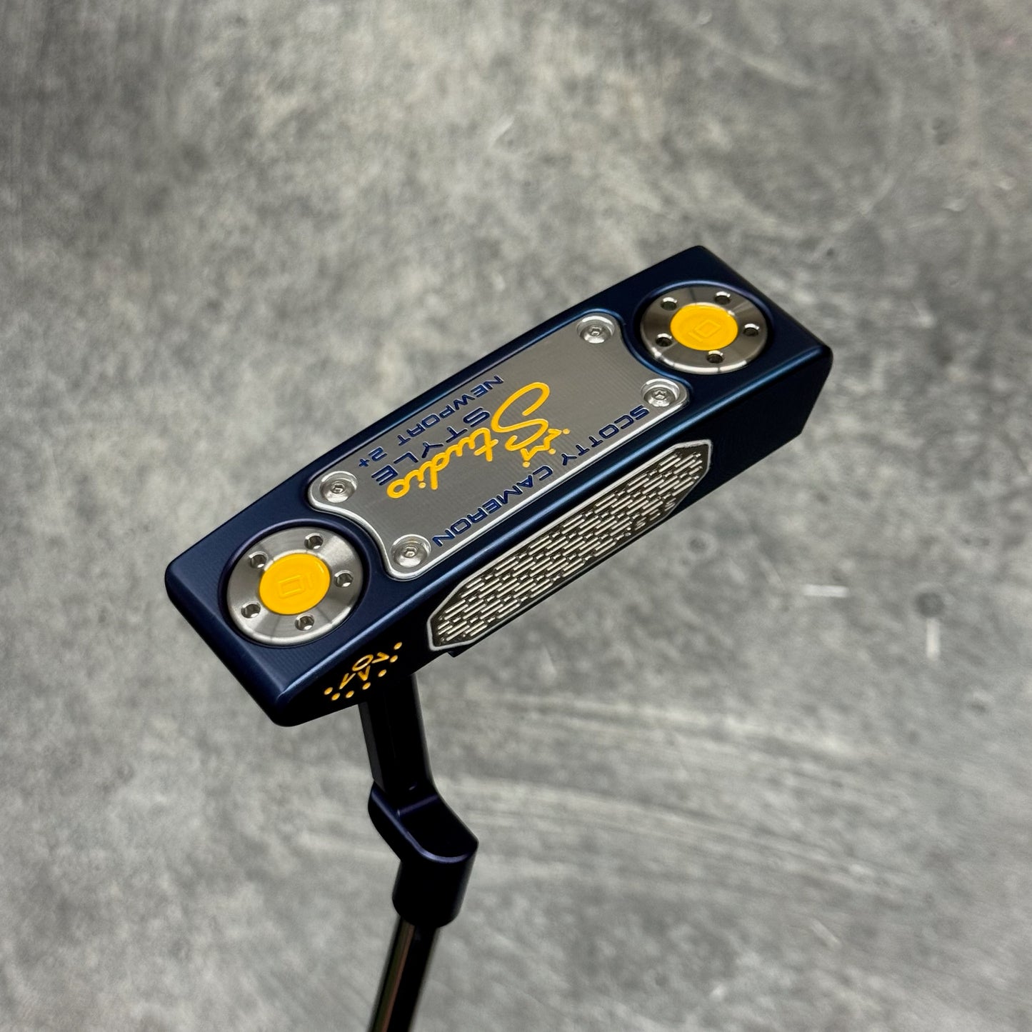 Scotty Cameron Studio Style Newport 2+ (Blue PVD)