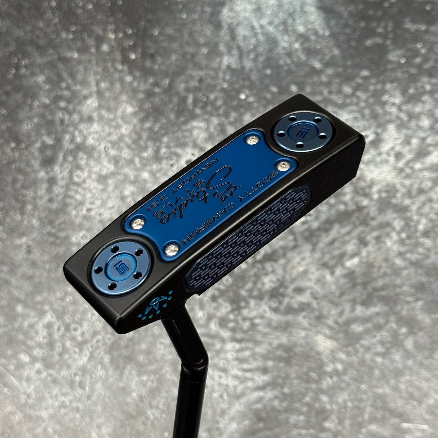 Scotty Cameron Studio Style Newport 2.5+ (Black PVD)