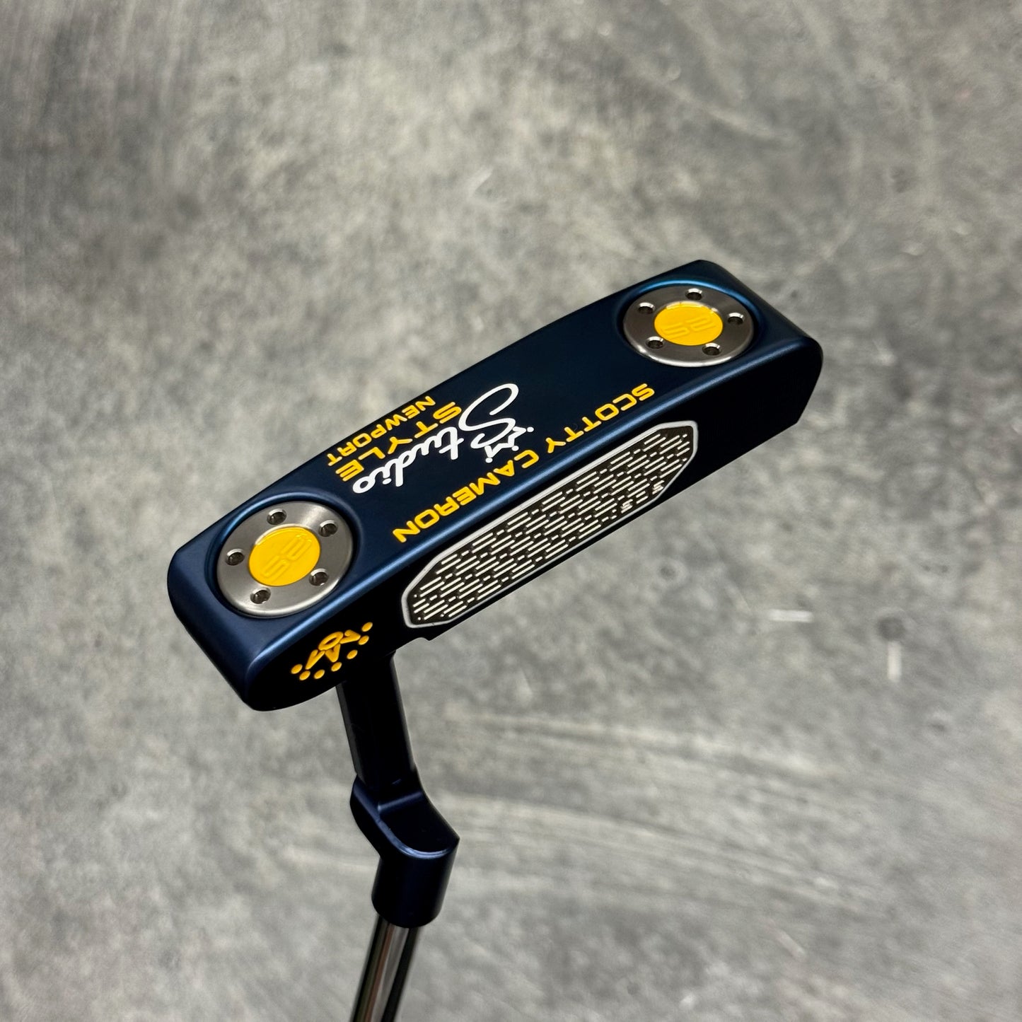 Scotty Cameron Studio Style Newport (Blue PVD)
