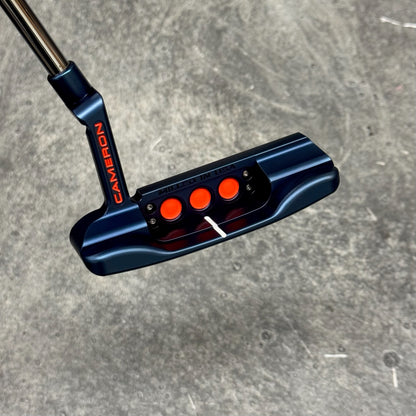 Scotty Cameron Studio Style Newport+ (Blue PVD)