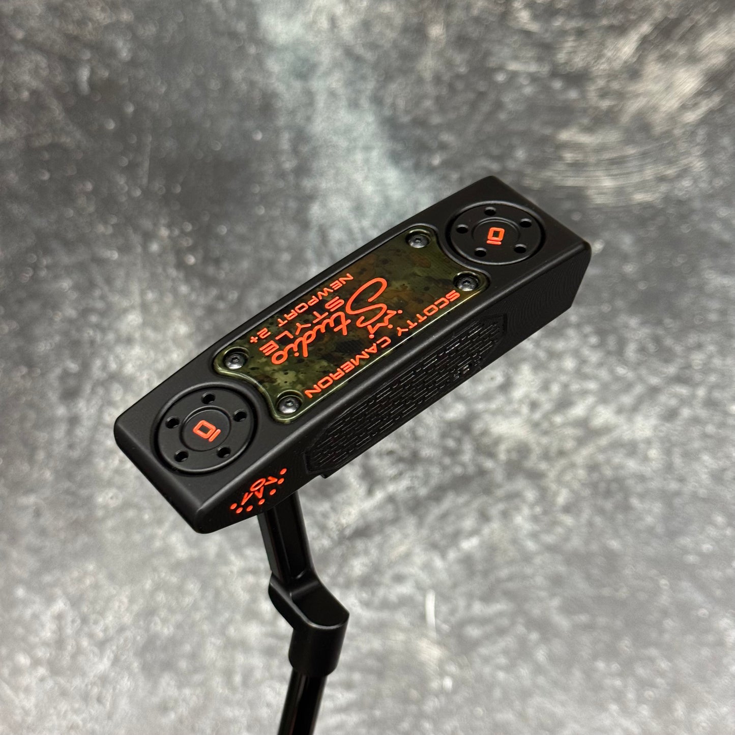 Scotty Cameron Studio Style Newport 2+ Woodland Camo