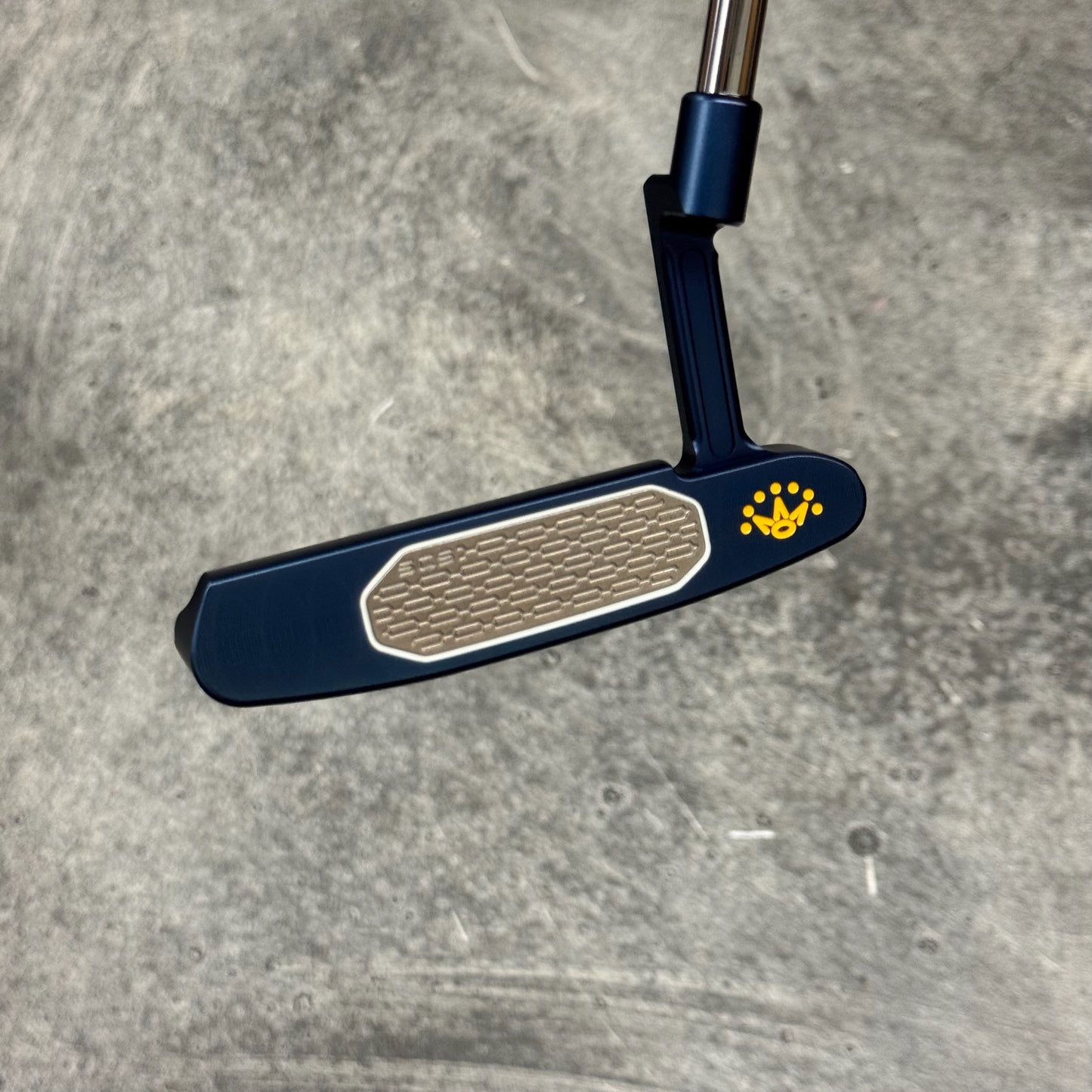 Scotty Cameron Studio Style Newport (Blue PVD)