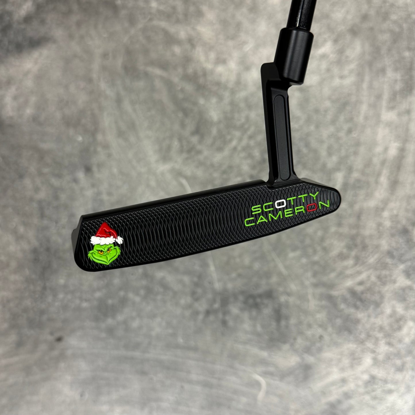 Scotty Cameron Super Select Squareback 2 (Grinch Theme)