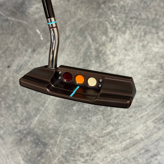 Scotty Cameron Studio Style Newport 2+ Polished Pipe Neck (Antique Bronze PVD)