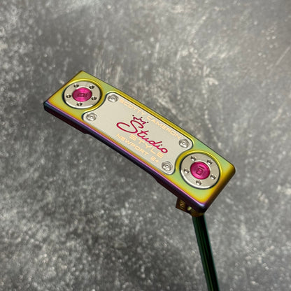 Scotty Cameron Studio Style Newport 2+ (Crazy Rainbow PVD)