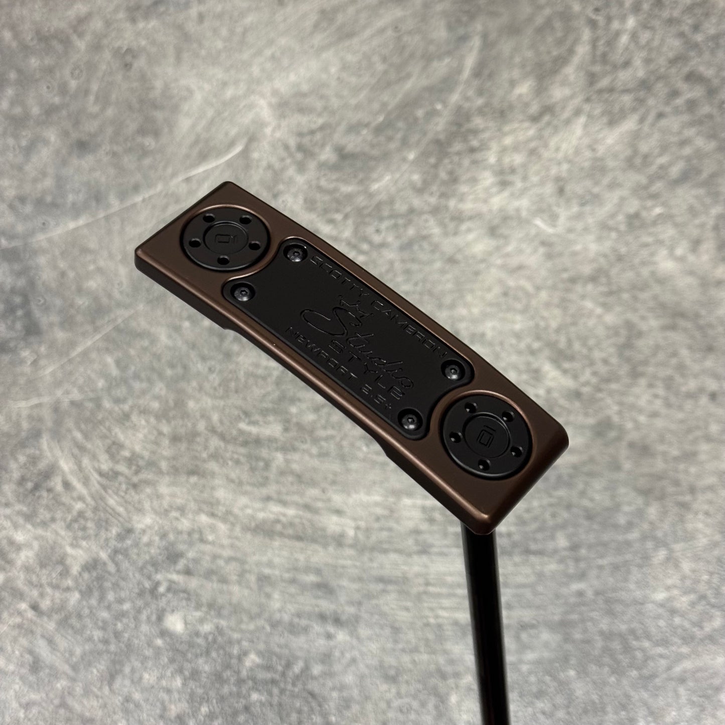 Scotty Cameron Studio Style Newport 2.5+ (Antique Bronze PVD)