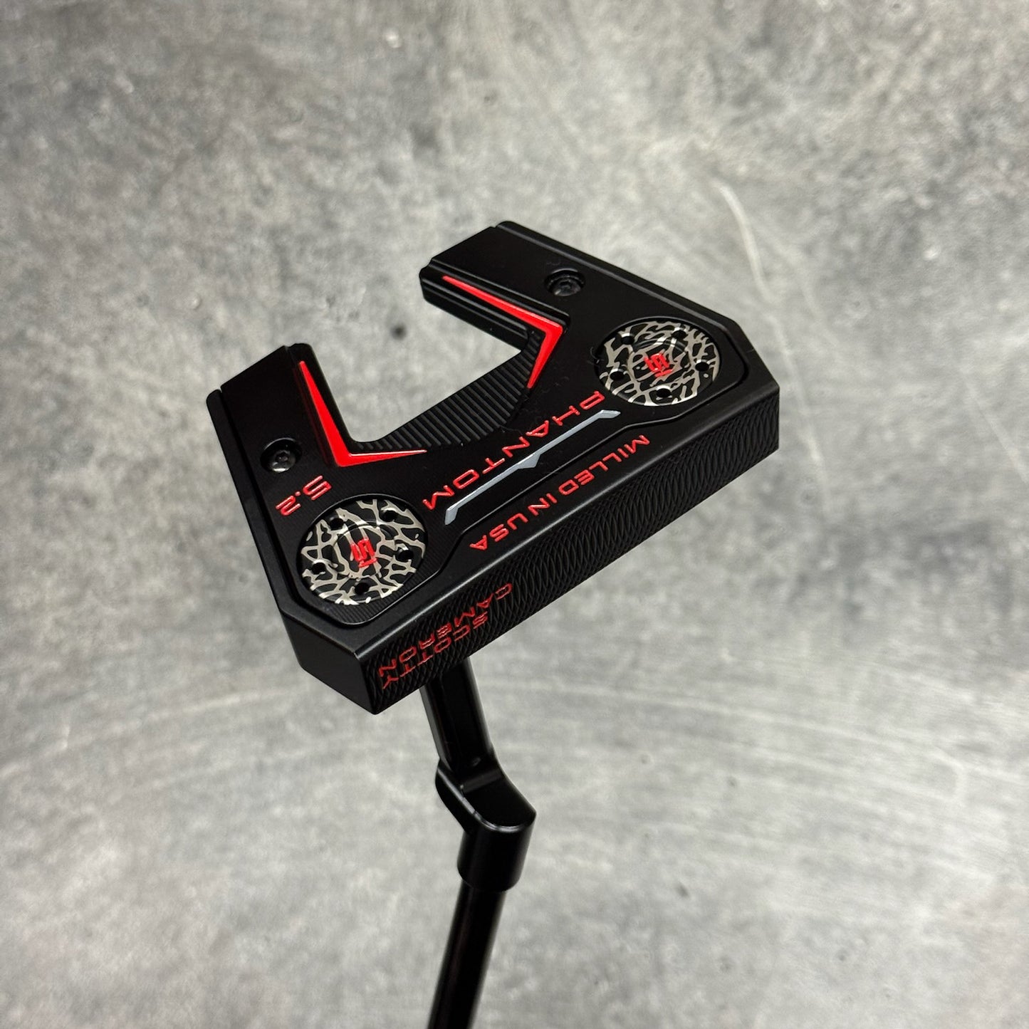 Scotty Cameron Phantom 5.2 (Black PVD) Elephant Print