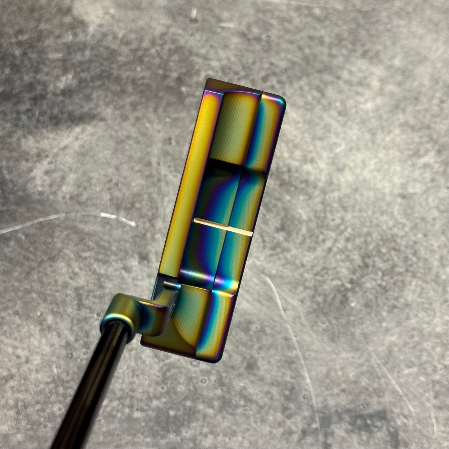 Scotty Cameron Studio Style Newport 2+ (Crazy Rainbow PVD)