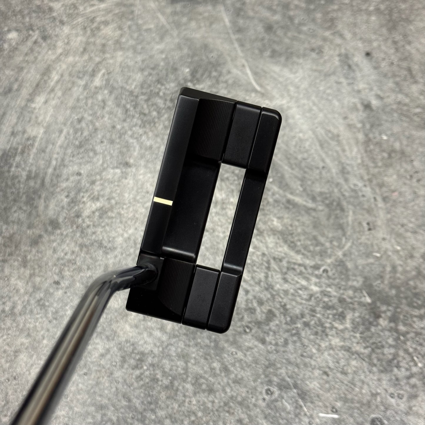 Scotty Cameron Studio Style Squareback (Black PVD)
