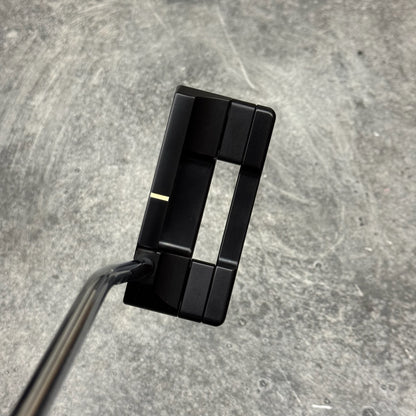 Scotty Cameron Studio Style Squareback (Black PVD)