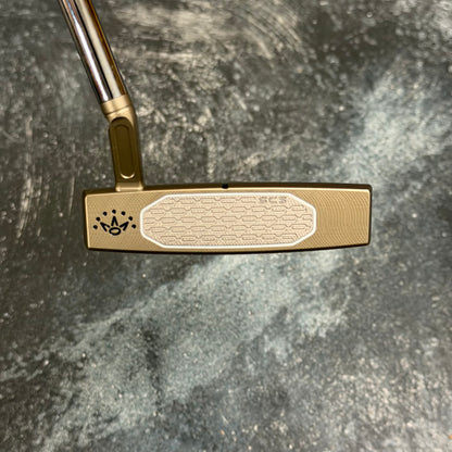 Left Handed Scotty Cameron Studio Style Fastback 1.5 (Chromatic Bronze/Blue Anodized)